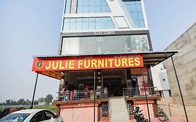 Oyo Flagship Hotel Usha